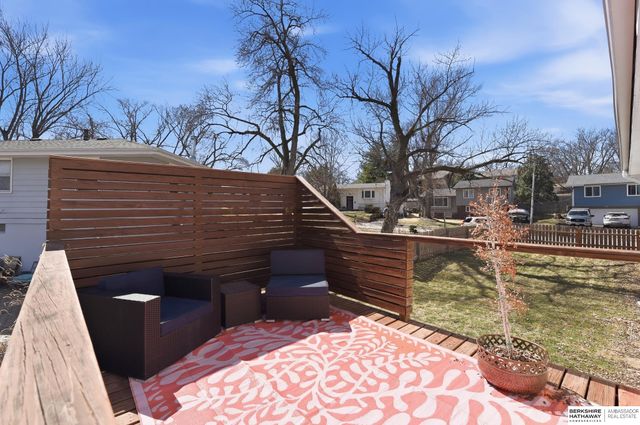 9157 Taylor Street, Omaha, NE 68134