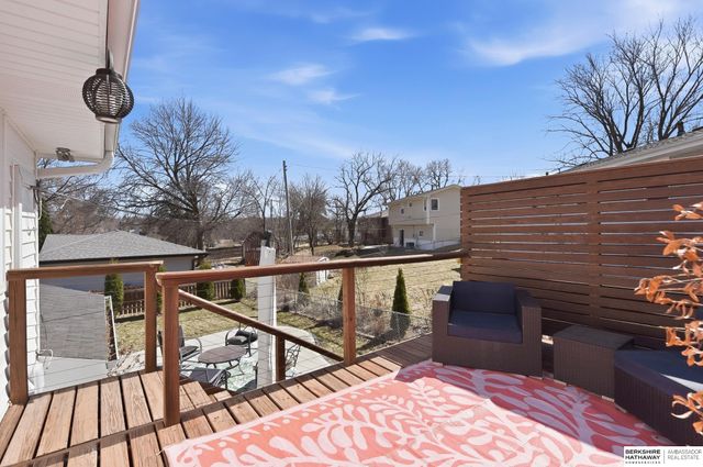 9157 Taylor Street, Omaha, NE 68134