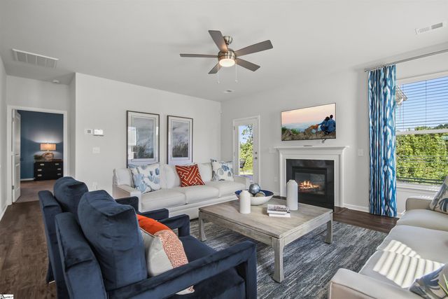 607 Torgerson Way, Simpsonville, SC 29680