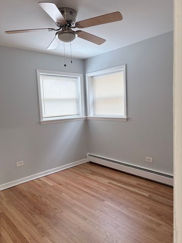 16 W Terrace Street 1S, Villa Park, IL 60181