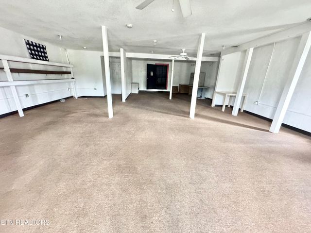 2215 Clinton Hwy Hwy, Powell, TN 37849