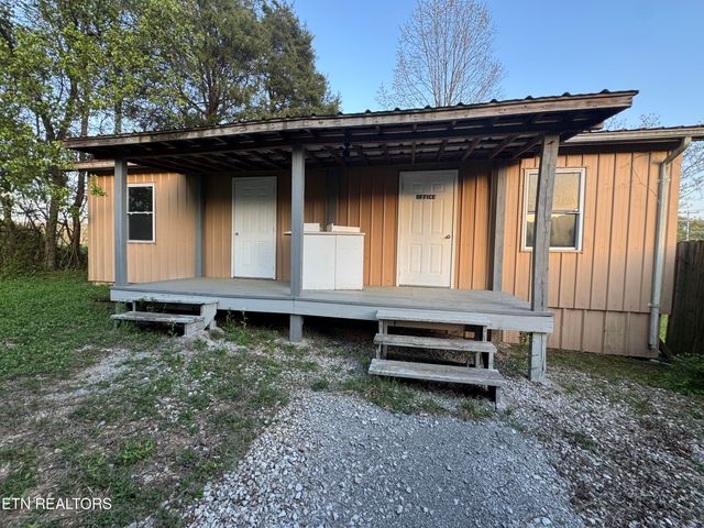 2215 Clinton Hwy Hwy, Powell, TN 37849