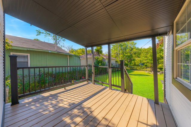 1811 Denver Avenue, Fort Worth, TX 76164