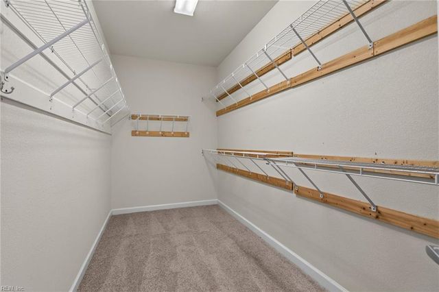 204 Castleberry DR, Chesapeake, VA 23322