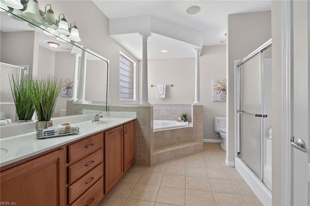 204 Castleberry DR, Chesapeake, VA 23322