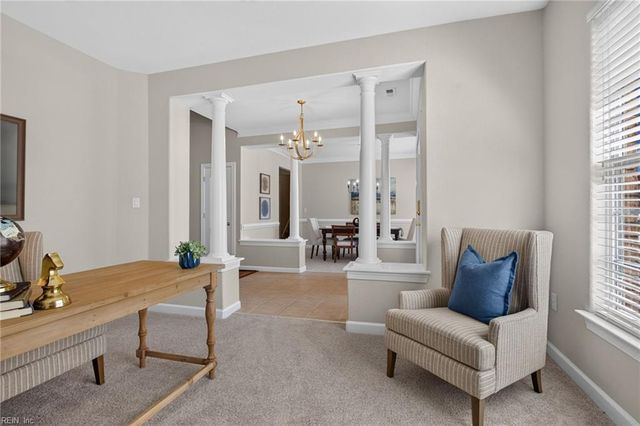 204 Castleberry DR, Chesapeake, VA 23322
