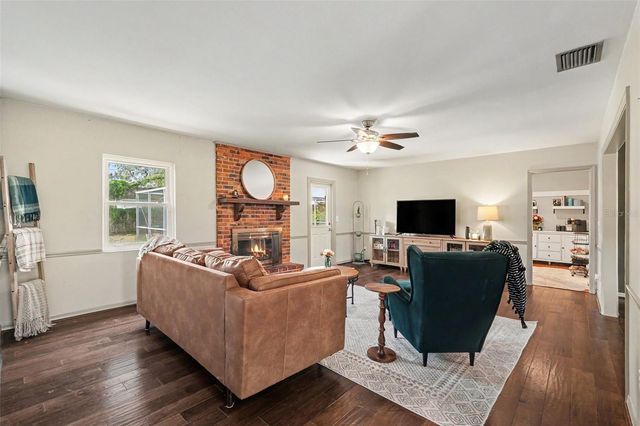 112 W BRENTRIDGE DRIVE, Brandon, FL 33511