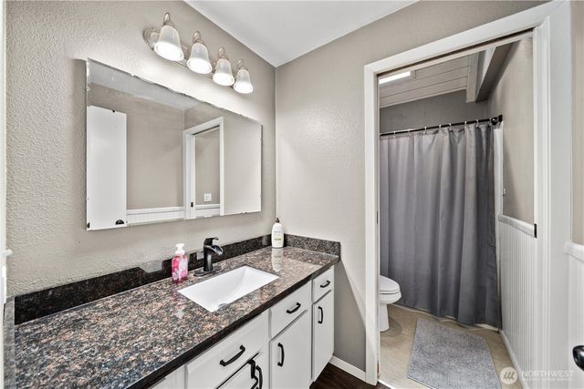 6019 Alameda Ave W, University Place, WA 98467