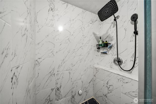 6019 Alameda Ave W, University Place, WA 98467