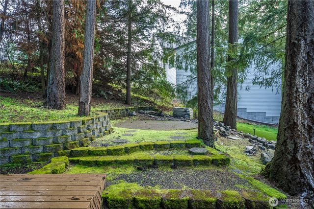 6019 Alameda Ave W, University Place, WA 98467