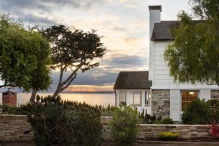 888 Del Monte Boulevard, Pacific Grove, CA 93950