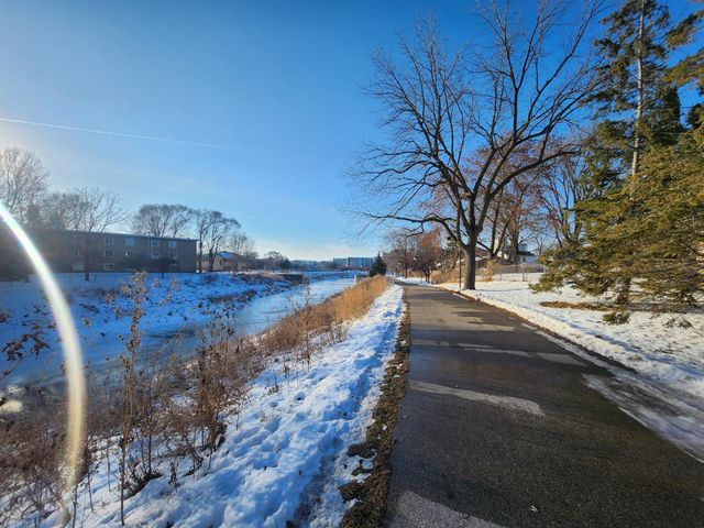 802 4th Street SE, Rochester, MN 55904