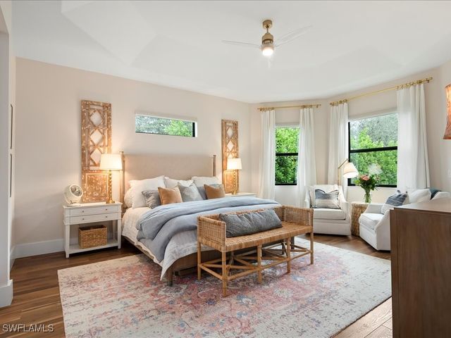 2590 2nd ST NW, Naples, FL 34120