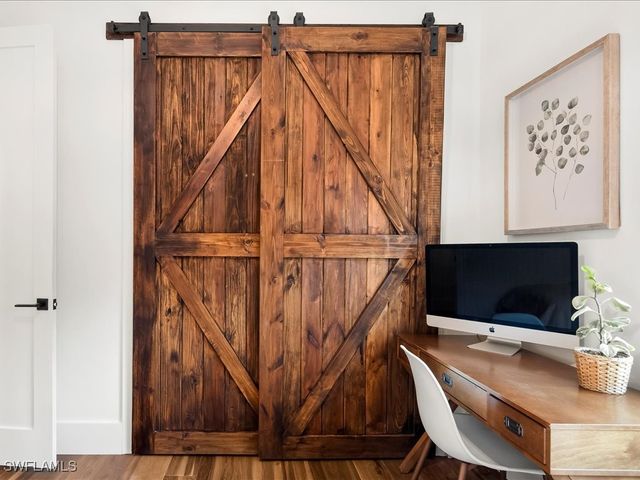 2590 2nd ST NW, Naples, FL 34120