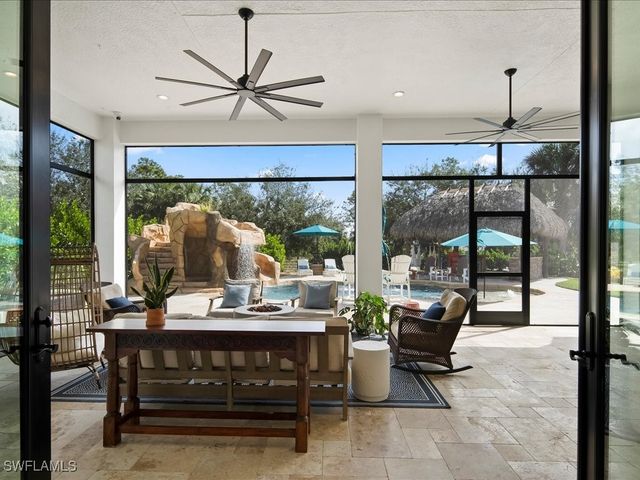 2590 2nd ST NW, Naples, FL 34120