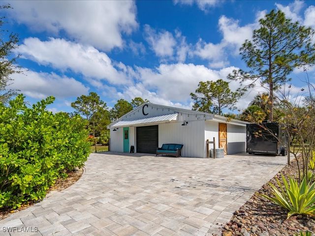 2590 2nd ST NW, Naples, FL 34120