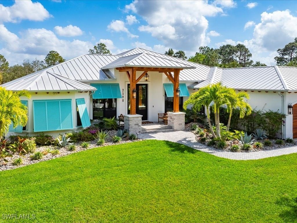 2590 2nd ST NW, Naples, FL 34120