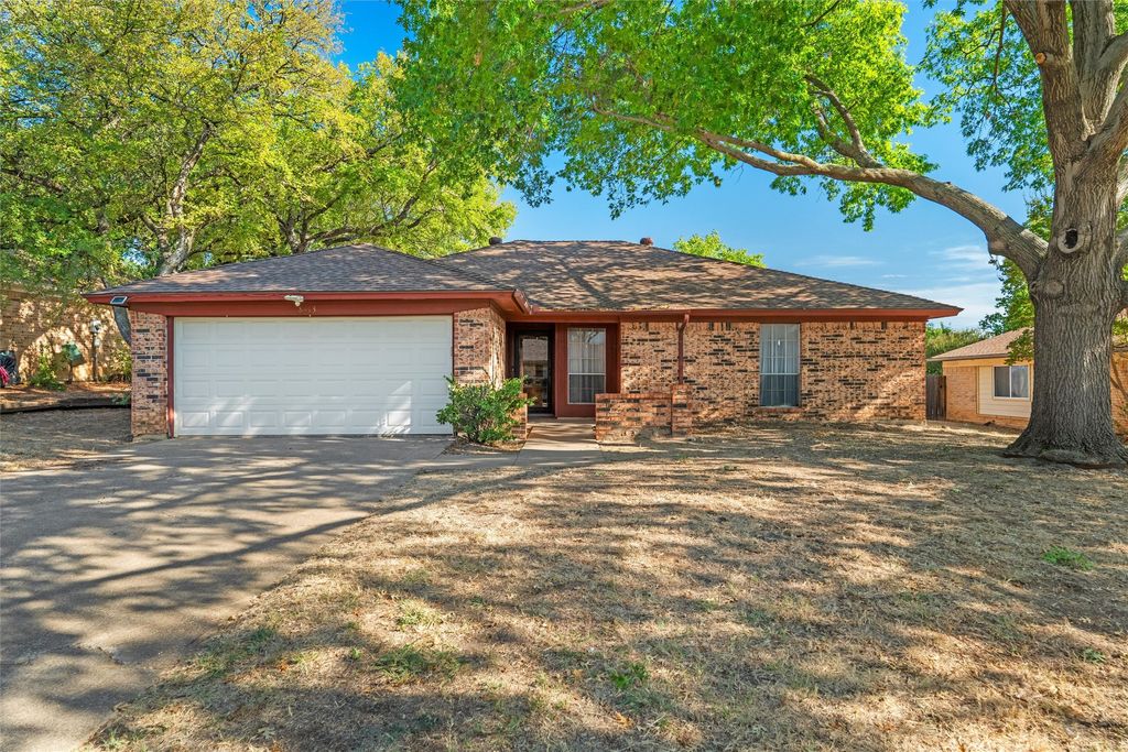 8413 Timberline Court, North Richland Hills, TX 76182 — exterior