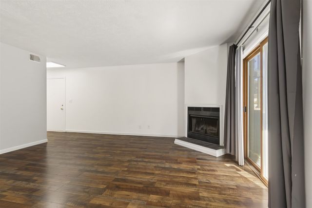 1916 Tracy Drive 26, Bloomington, IL 61704