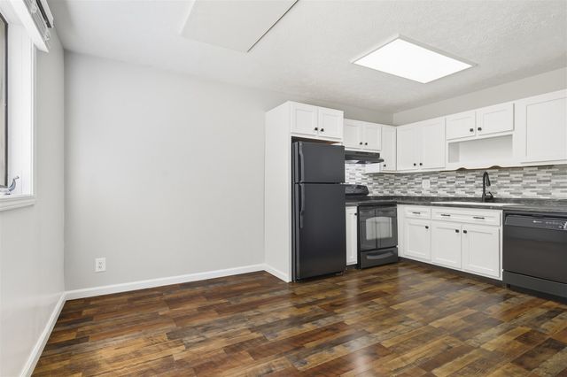 1916 Tracy Drive 26, Bloomington, IL 61704