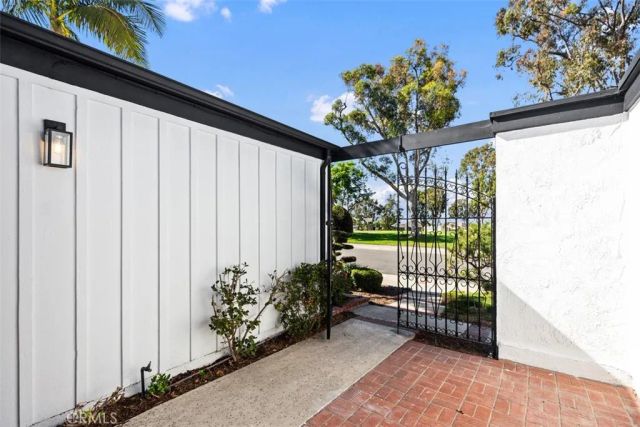 36 Mountain View, Irvine, CA 92603