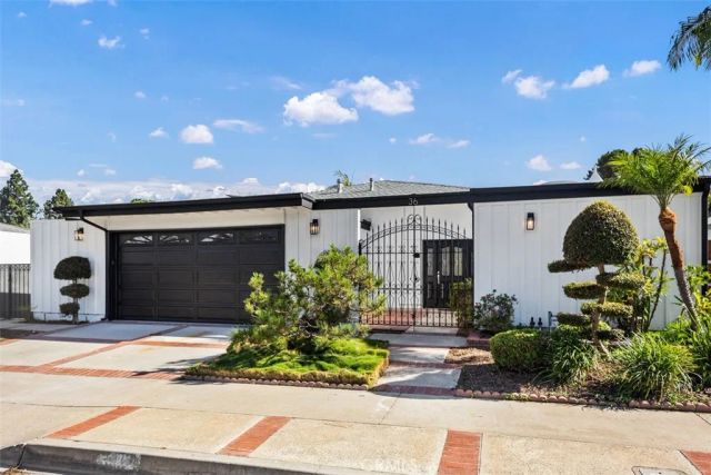 36 Mountain View, Irvine, CA 92603