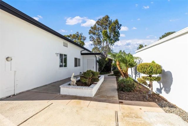 36 Mountain View, Irvine, CA 92603
