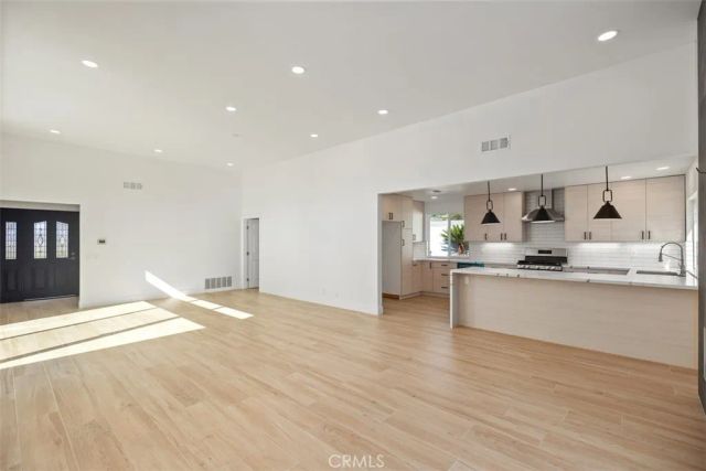 36 Mountain View, Irvine, CA 92603