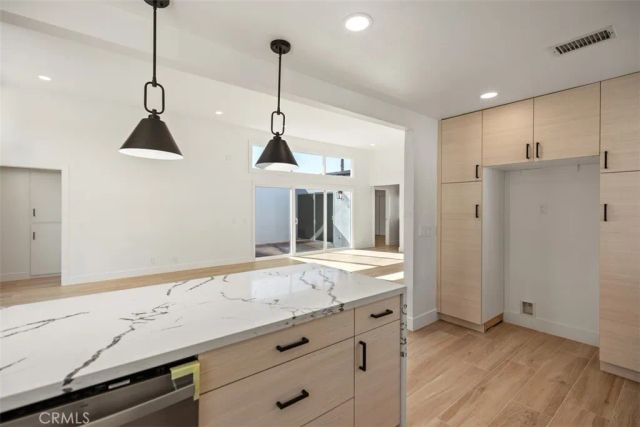 36 Mountain View, Irvine, CA 92603