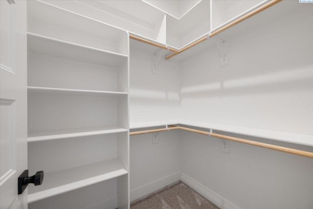 736 Mara Loop, Richland, WA 99352