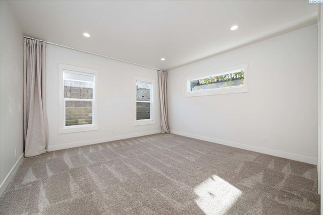 736 Mara Loop, Richland, WA 99352