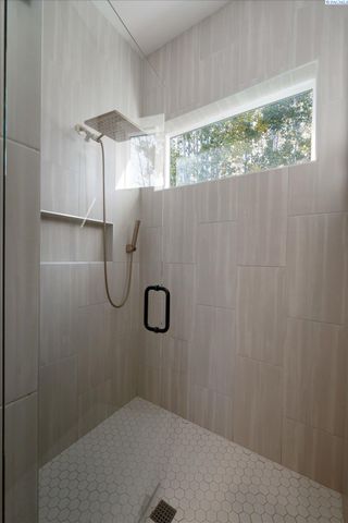 736 Mara Loop, Richland, WA 99352