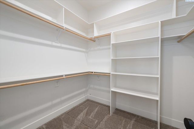 736 Mara Loop, Richland, WA 99352