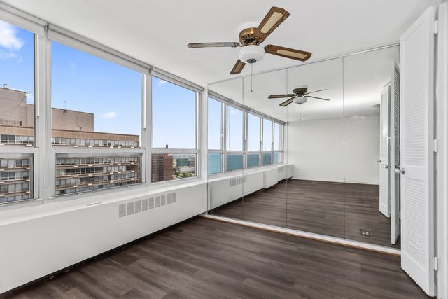 4800 S Chicago Beach Drive 2613N, Chicago, IL 60615