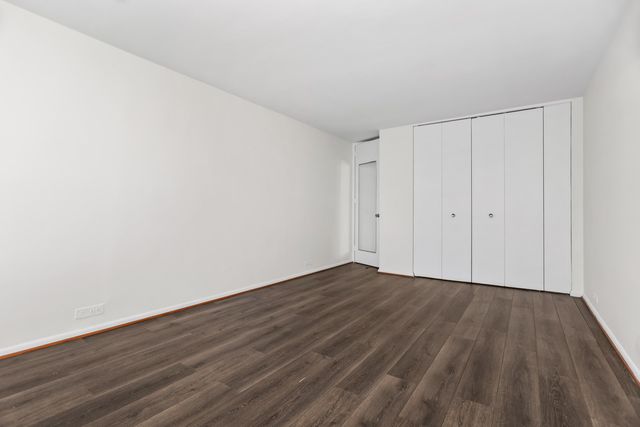 4800 S Chicago Beach Drive 2613N, Chicago, IL 60615