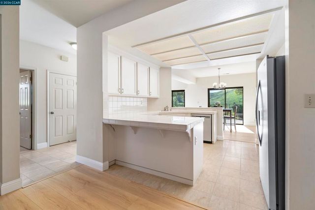 360 S Eagle Nest Lane, Danville, CA 94506