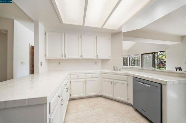 360 S Eagle Nest Lane, Danville, CA 94506