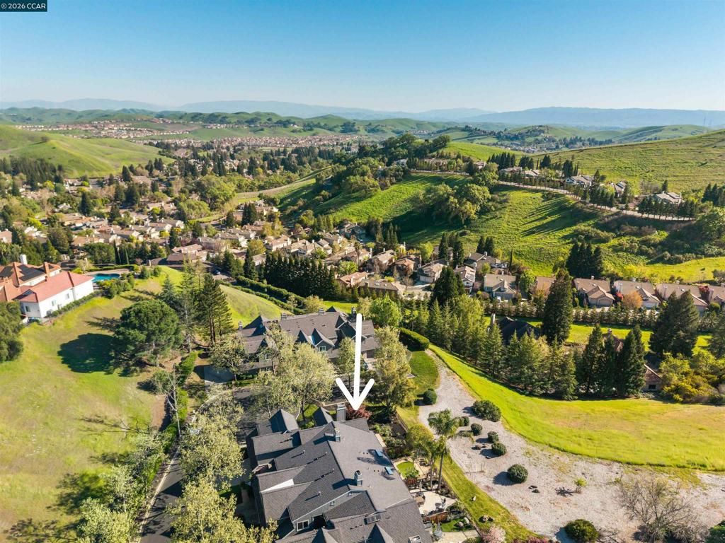 Image 53 of property listing at 360 S Eagle Nest Lane, Danville, CA 94506