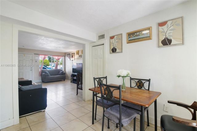 350 NW 119th St, Miami, FL 33168