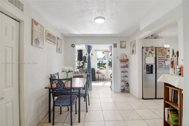 350 NW 119th St, Miami, FL 33168