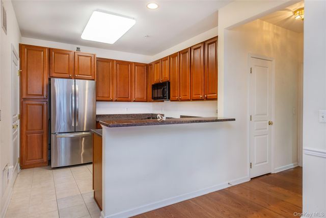 28 N De Baun Avenue 205, Suffern, NY 10901