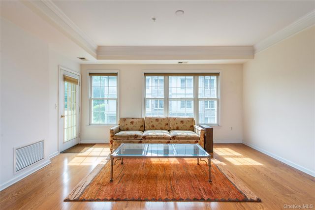 28 N De Baun Avenue 205, Suffern, NY 10901