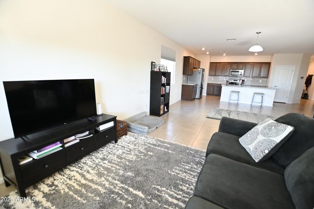 17837 W Country Club Terrace, Surprise, AZ 85387