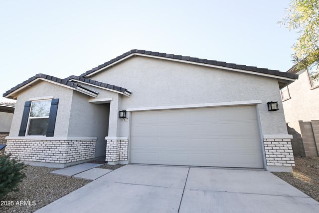 17837 W Country Club Terrace, Surprise, AZ 85387