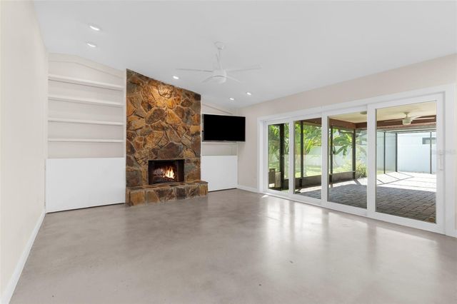 4250 MARLOWE DRIVE, Sarasota, FL 34241