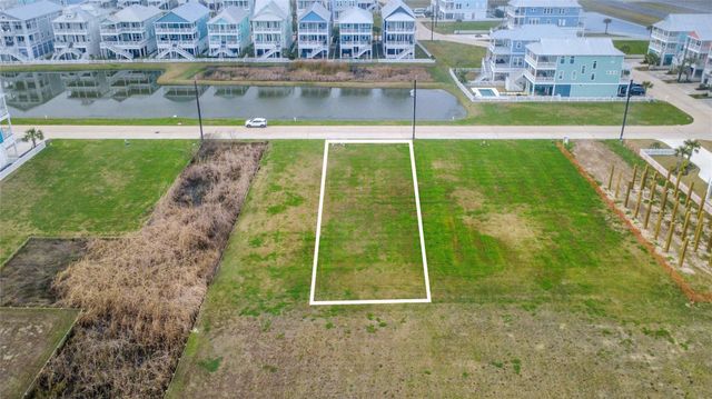 3819 Ohana Lane, Galveston, TX 77554