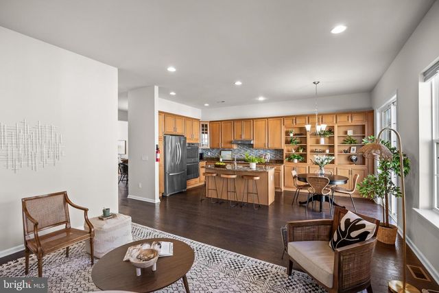 2007 GRANDSTAND WAY, Cherry Hill, NJ 08002