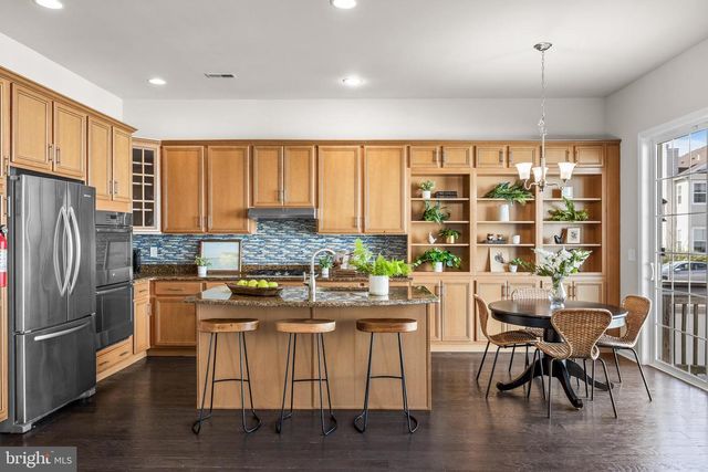 2007 GRANDSTAND WAY, Cherry Hill, NJ 08002