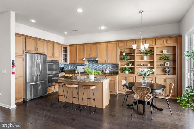 2007 GRANDSTAND WAY, Cherry Hill, NJ 08002