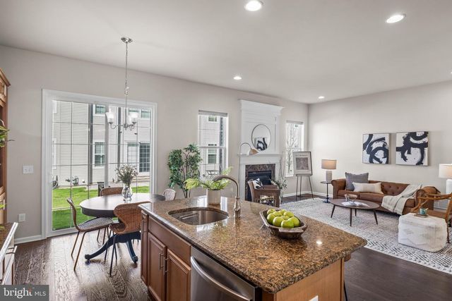 2007 GRANDSTAND WAY, Cherry Hill, NJ 08002